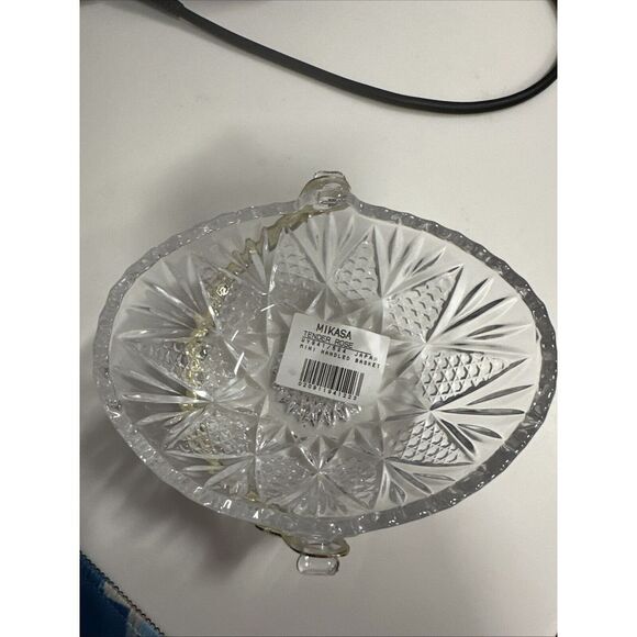 Mikasa Crystal Clear Decorative Mini Basket W/Removable Gold Handle - Excellent - Picture 2 of 3